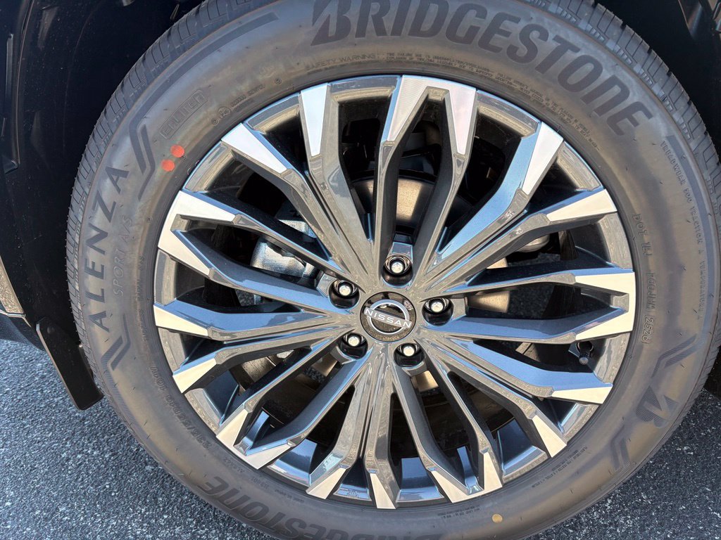New 2026 Nissan Rogue Platinum AWD/4WD image 9