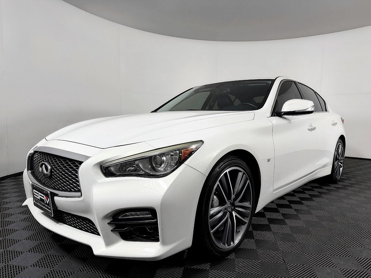 Used 2015 INFINITI Q50 w/ Navigation Package RWD image 2