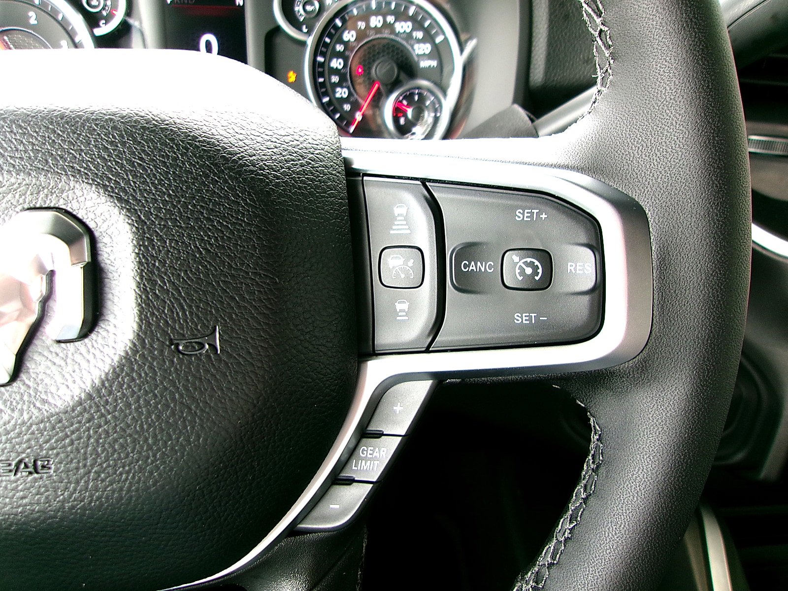 New 2026 RAM 3500 Big Horn AWD/4WD image 10