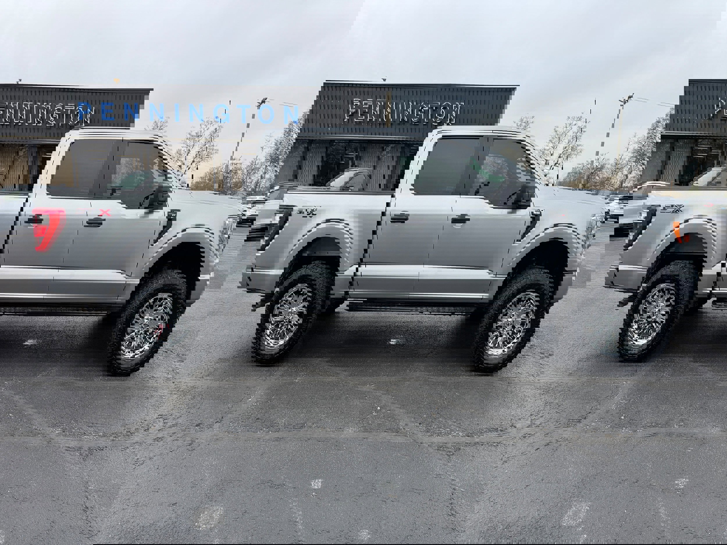 Used 2022 Ford F150 XL w/ STX Appearance Package image 7