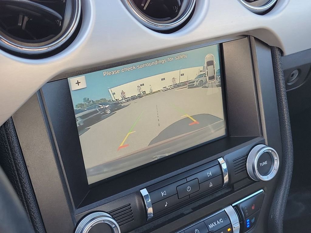 Used 2016 Ford Mustang Premium image 22