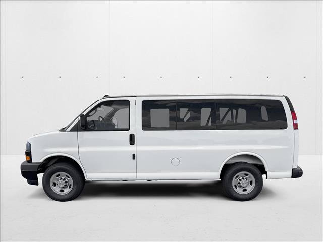 New 2027 Chevrolet Express 2500 LT RWD image 2