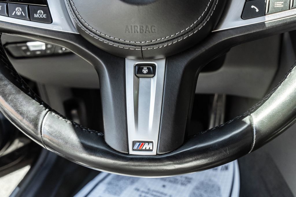 Used 2022 BMW M850i xDrive Coupe w/ M Carbon Exterior Package AWD/4WD image 25