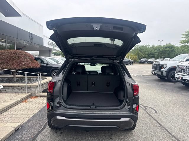 New 2027 GMC Terrain Elevation w/ Elevation Premium Package AWD/4WD image 23