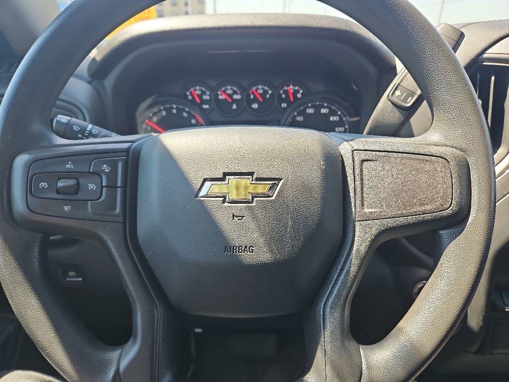 Used 2024 Chevrolet Silverado 1500 Custom w/ Turbomax Blackout Package AWD/4WD image 16