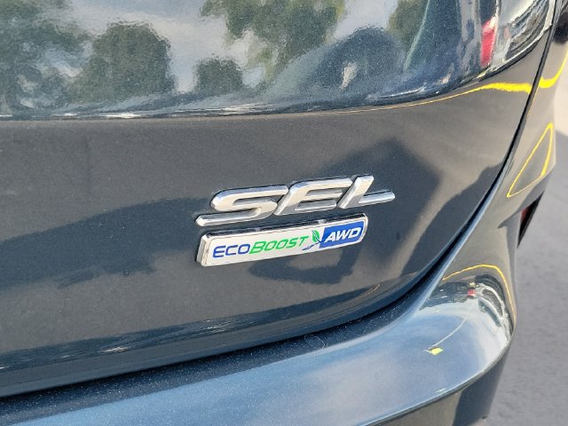 Used 2019 Ford Edge SEL w/ Equipment Group 201A AWD/4WD image 5