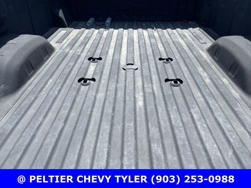 Used 2024 Chevrolet Silverado 3500 High Country w/ High Country Premium Package AWD/4WD image 8