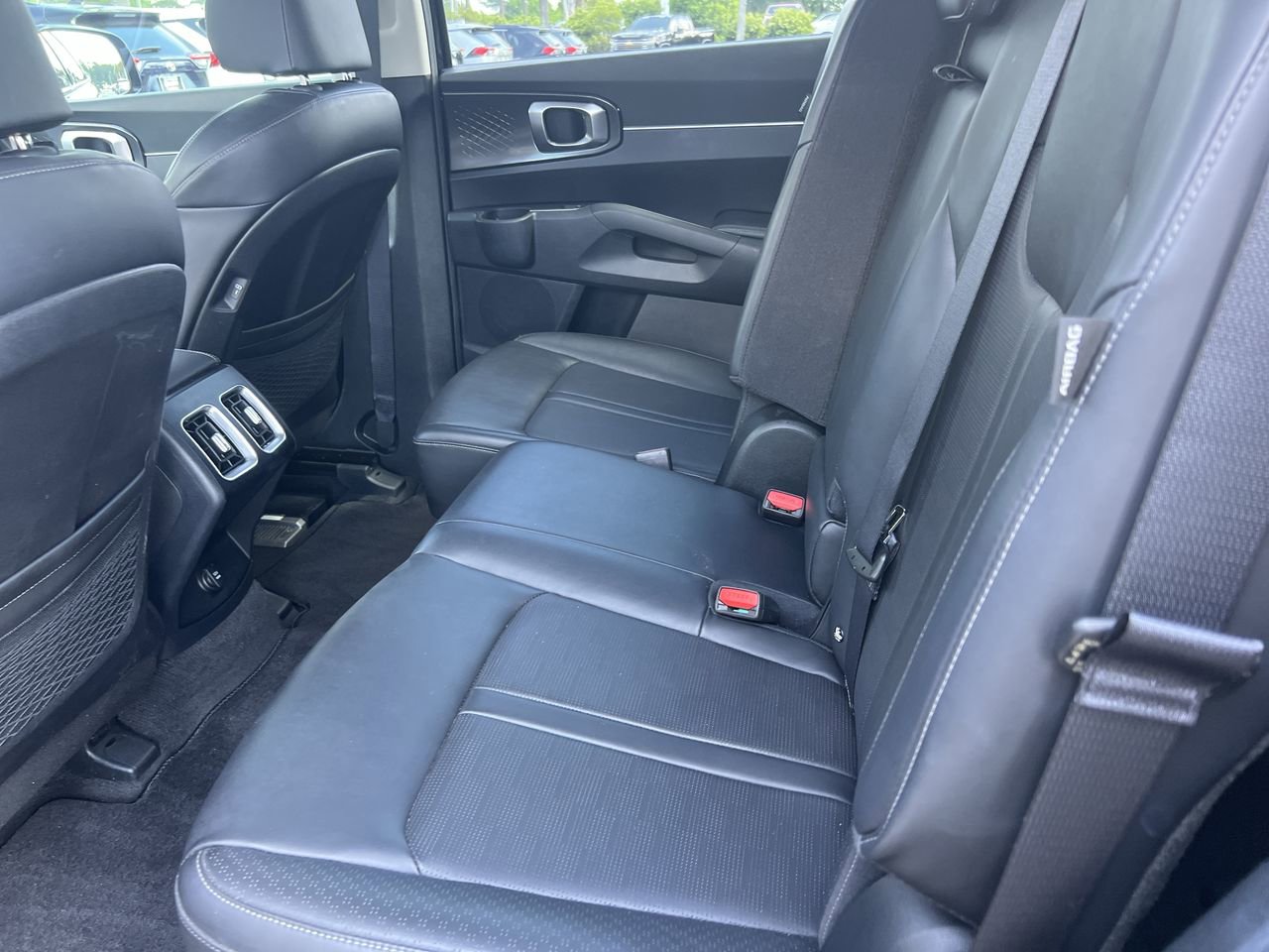 Used 2025 Kia Sorento S w/ Panoramic Sunroof Package AWD/4WD image 32