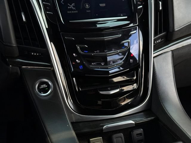 Used 2020 Cadillac Escalade Platinum AWD/4WD image 30