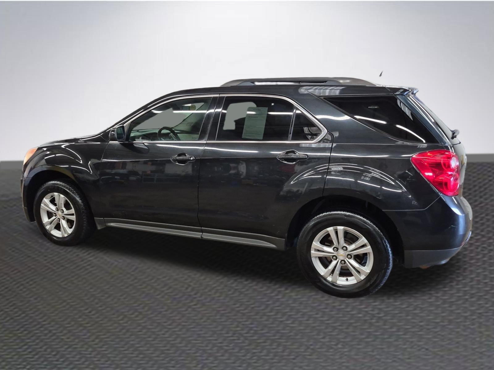 Used 2015 Chevrolet Equinox LT w/ Driver Convenience Package FWD image 5