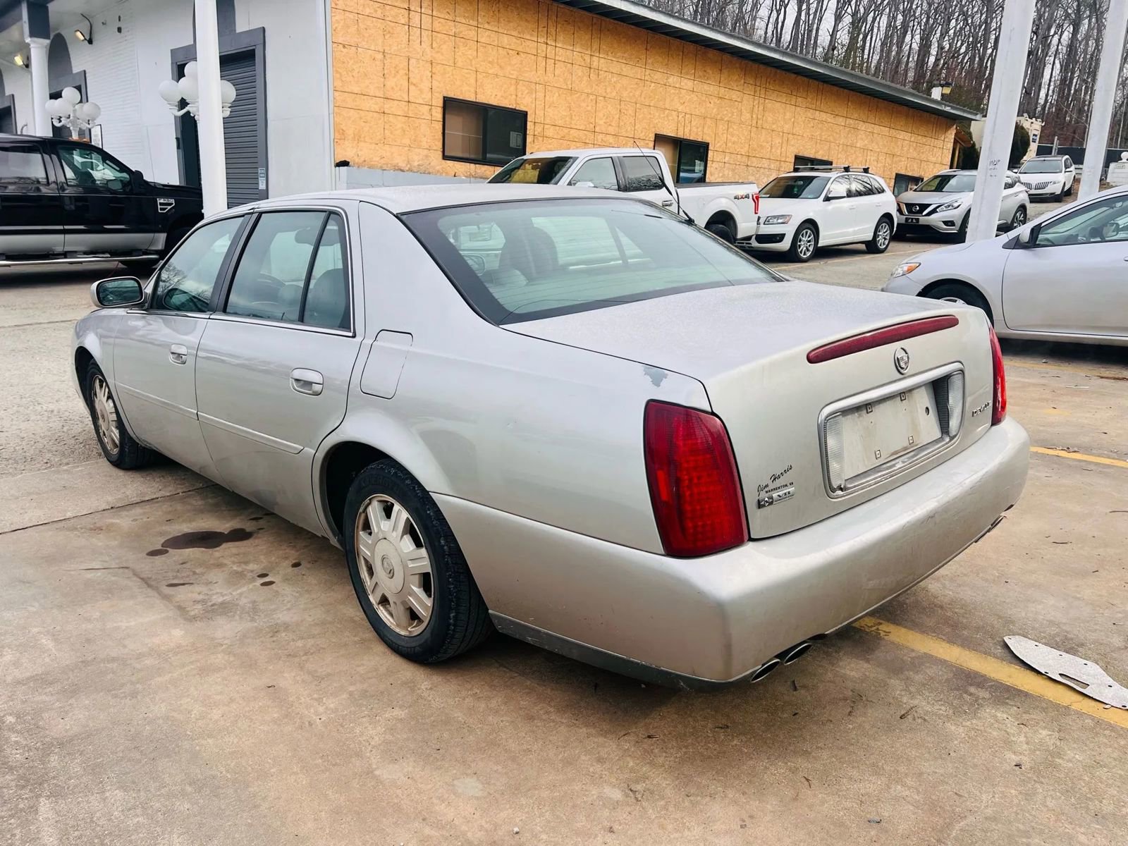 Used 2004 Cadillac De Ville w/ Equipment Group image 6