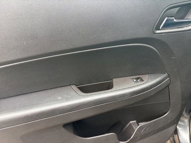 Used 2017 Chevrolet Equinox LS FWD image 27