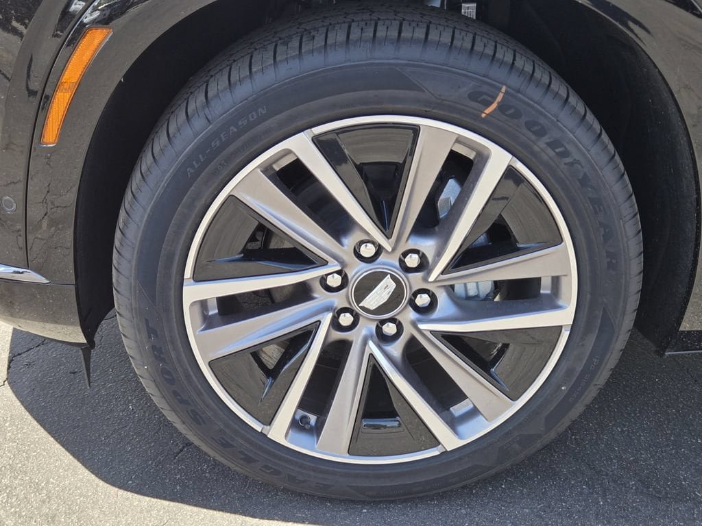 New 2027 Cadillac Vistiq Luxury AWD/4WD image 6