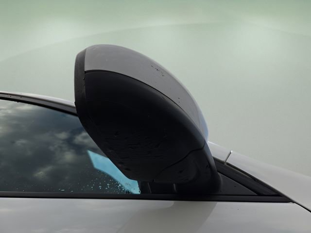 Used 2025 Ford Escape ST-Line Elite w/ Class II Trailer Tow Package image 16