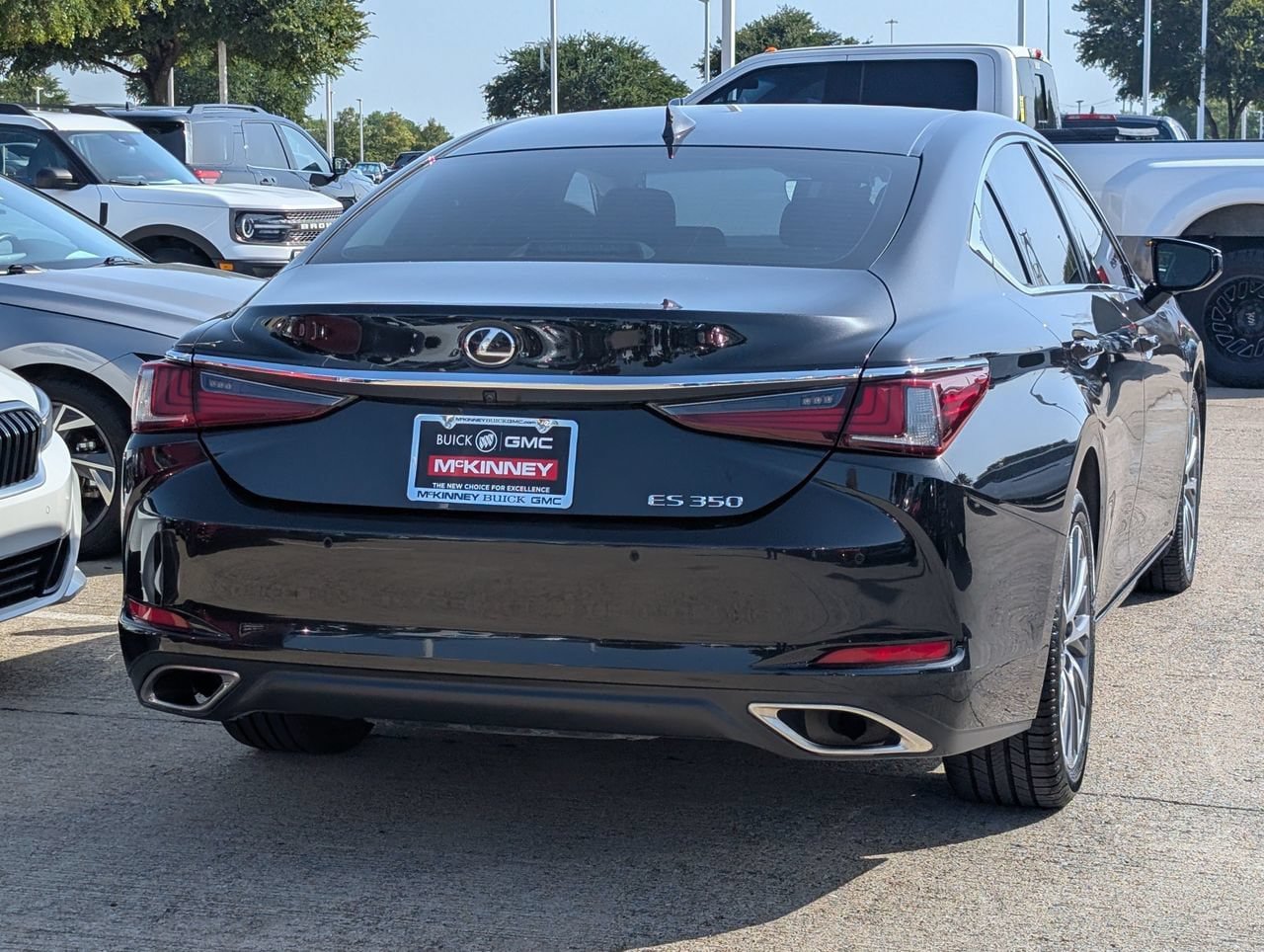 Used 2019 Lexus ES 350 F Sport w/ Accessory Package 2 FWD image 4