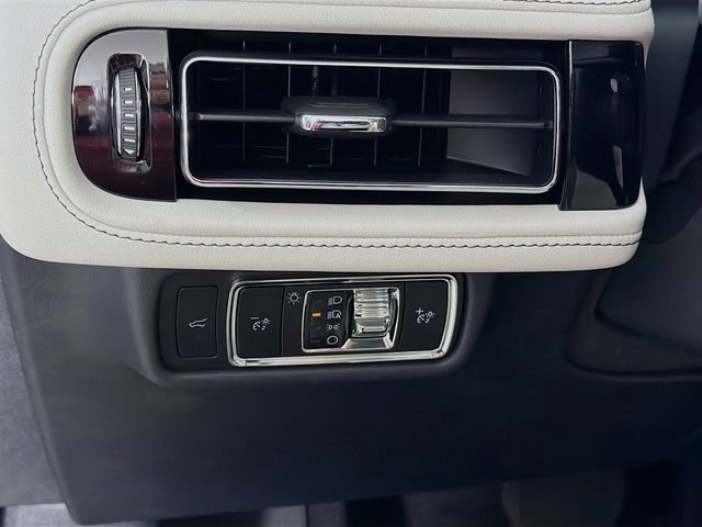 New 2026 Lincoln Aviator Reserve AWD/4WD image 11