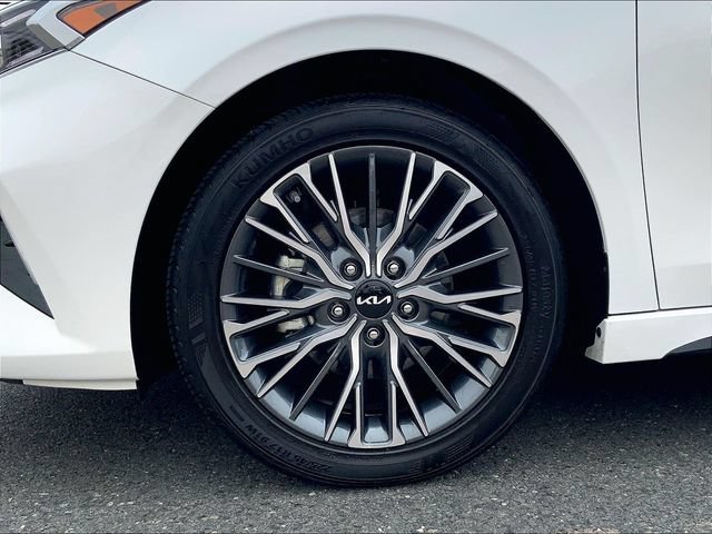 Used 2023 Kia Forte GT-Line FWD image 9