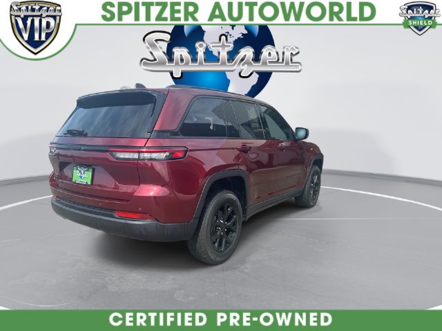 Certified 2024 Jeep Grand Cherokee Altitude AWD/4WD image 10