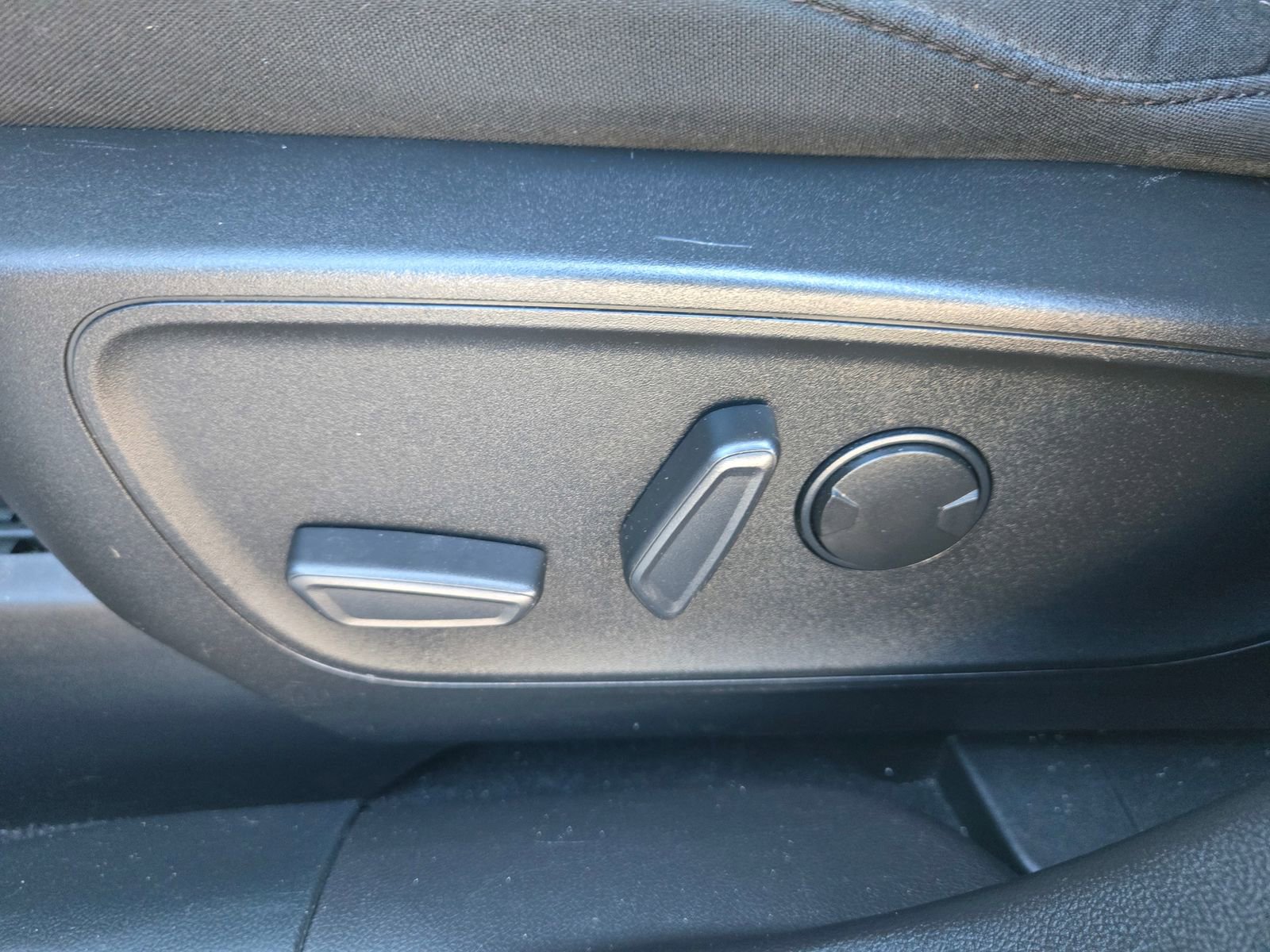 Used 2023 Ford Escape Active image 25