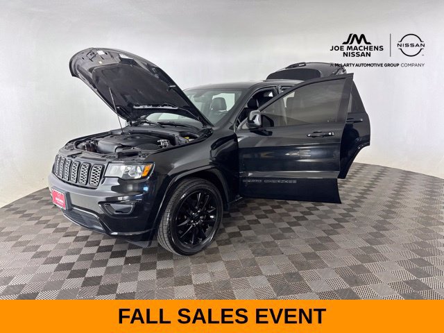 Used 2019 Jeep Grand Cherokee Altitude AWD/4WD image 20
