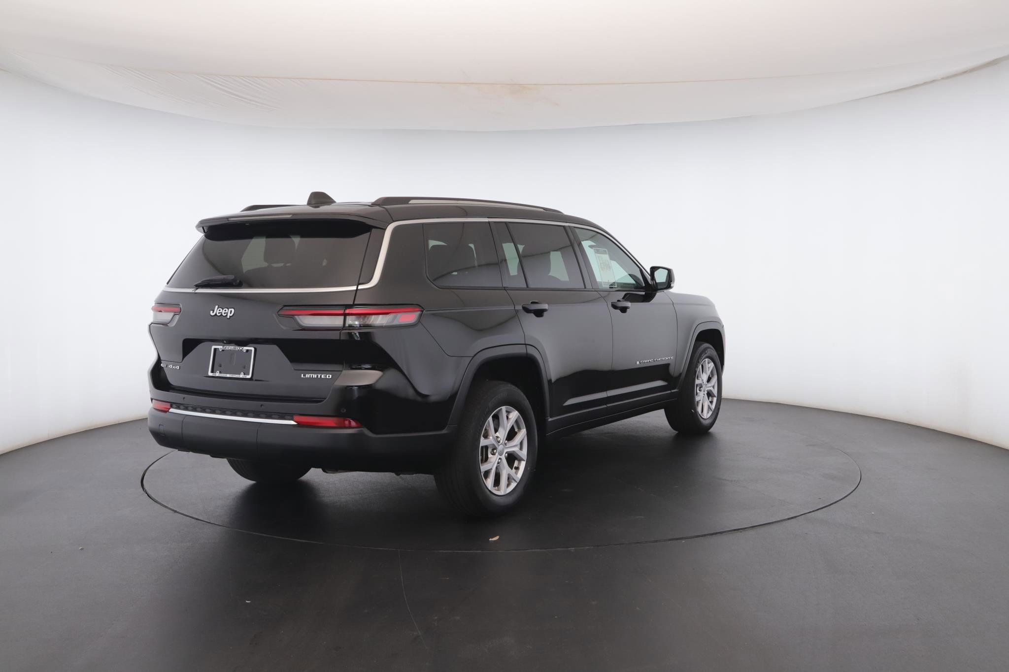 Used 2021 Jeep Grand Cherokee L Limited image 27