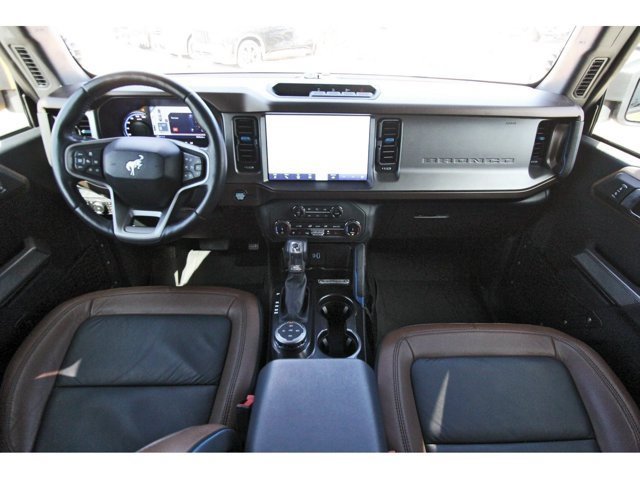 Used 2022 Ford Bronco Outer Banks AWD/4WD image 8
