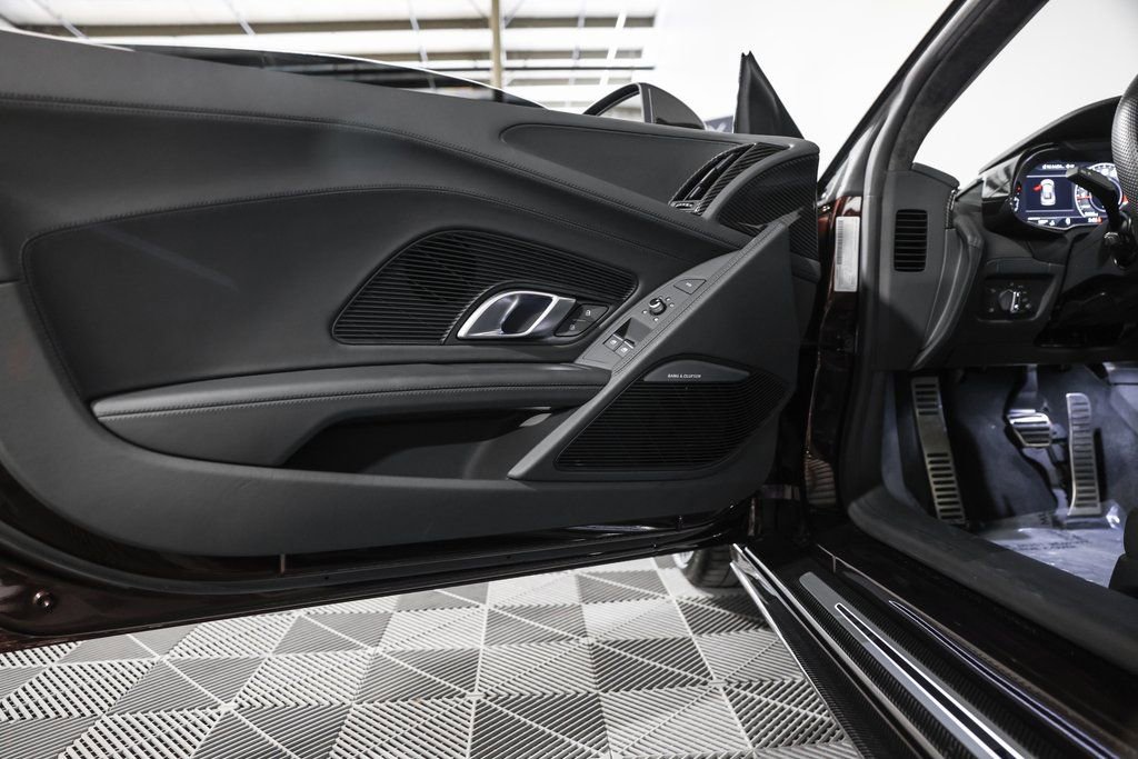 Used 2022 Audi R8 V10 performance image 37