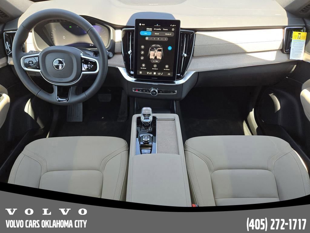 Used 2026 Volvo XC90 B6 Plus w/ Protection Package Premier image 28