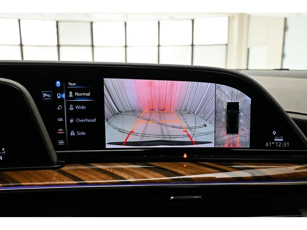 Used 2024 Cadillac Escalade Sport Platinum w/ LPO, ONYX Package AWD/4WD image 54