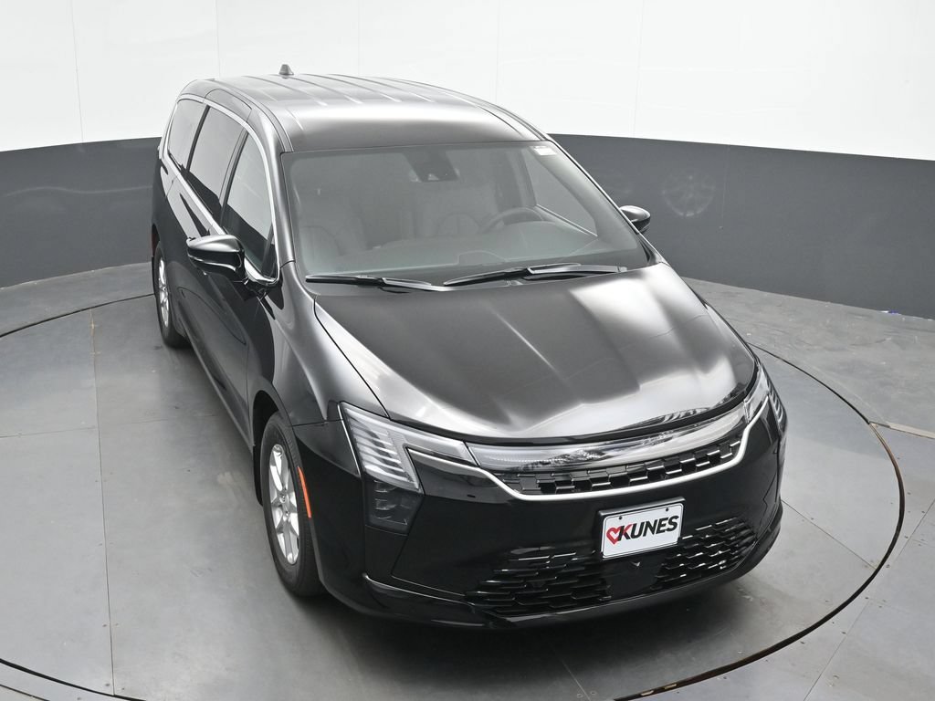 New 2027 Chrysler Pacifica Select FWD image 29