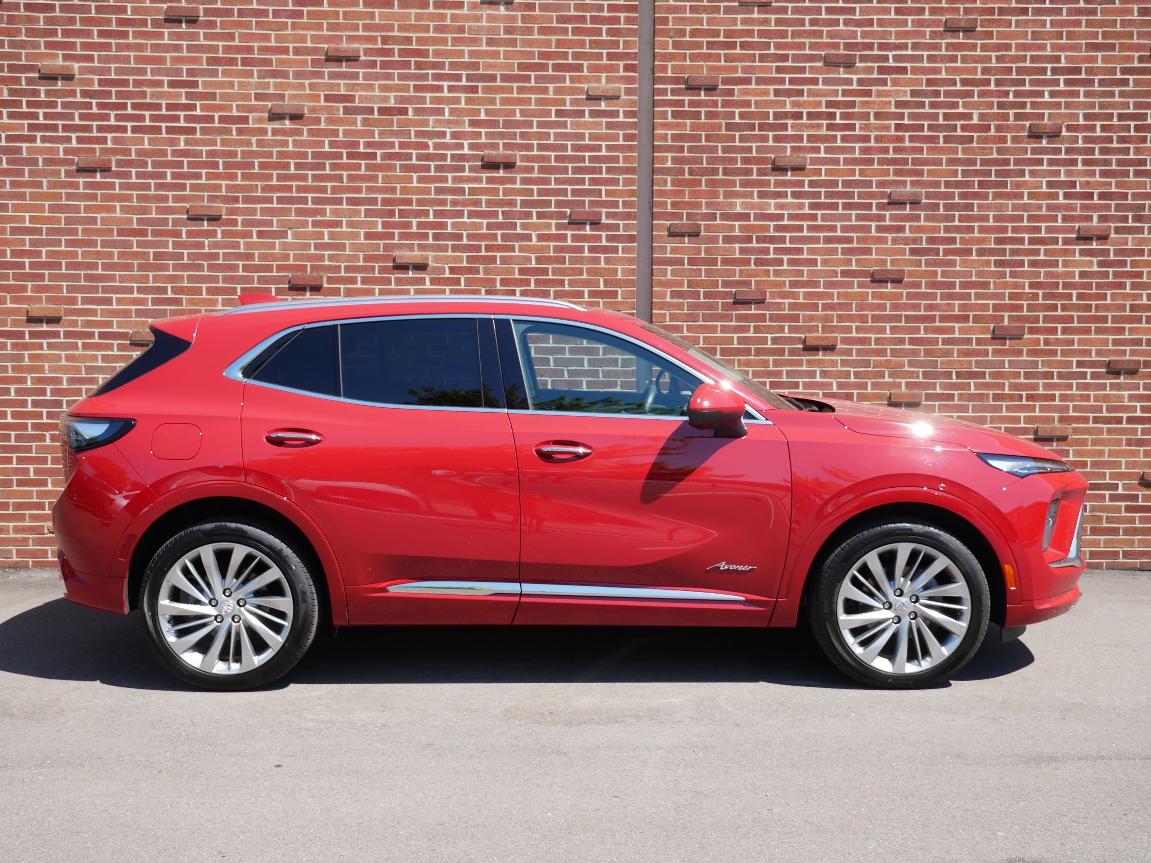 Used 2025 Buick Envision Avenir AWD/4WD image 26