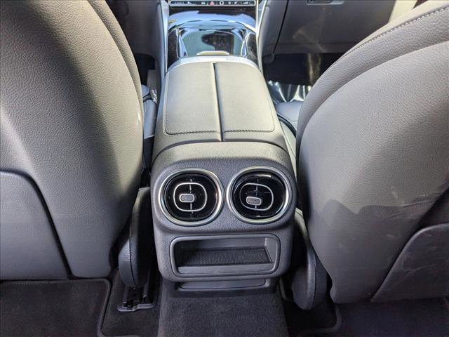 Used 2026 Mercedes-Benz GLC 300 4MATIC image 18