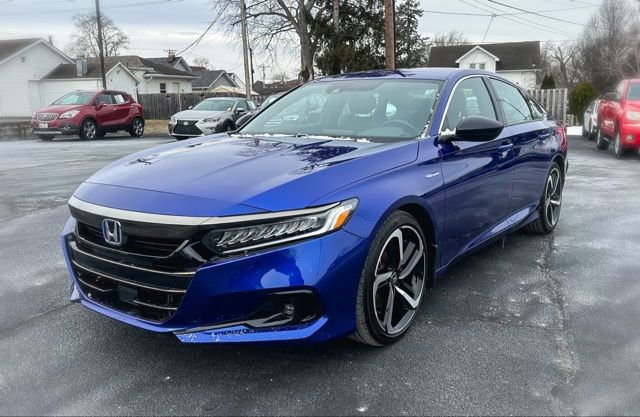Used 2022 Honda Accord Sport image 2