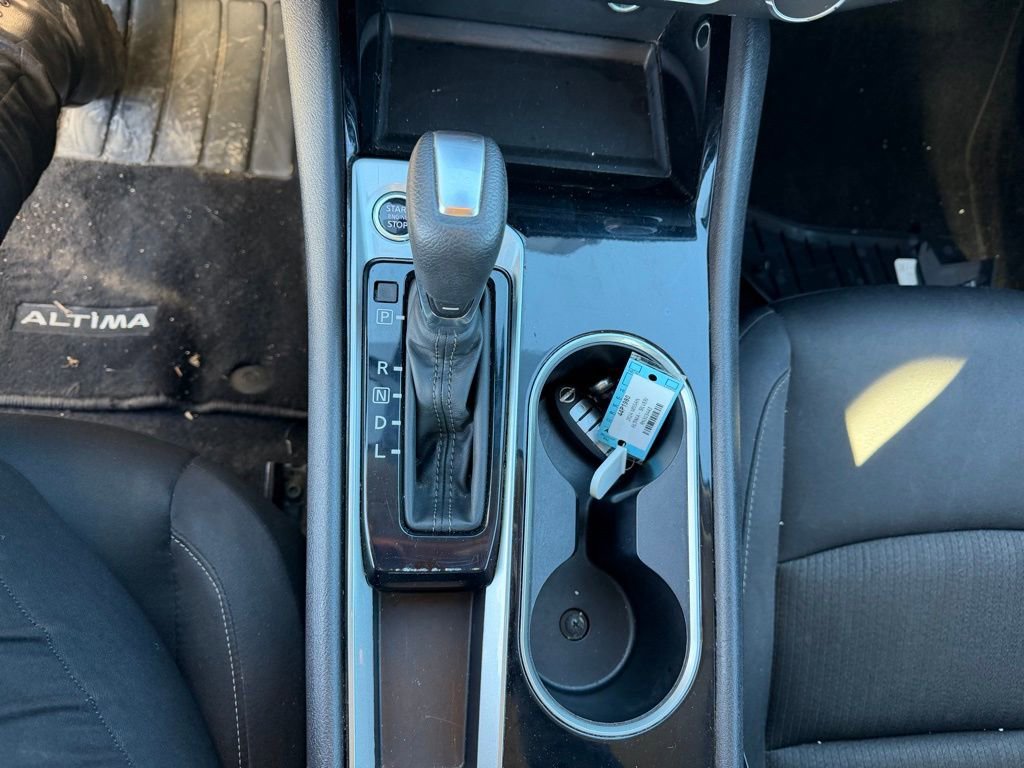 Used 2024 Nissan Altima 2.5 SV image 22