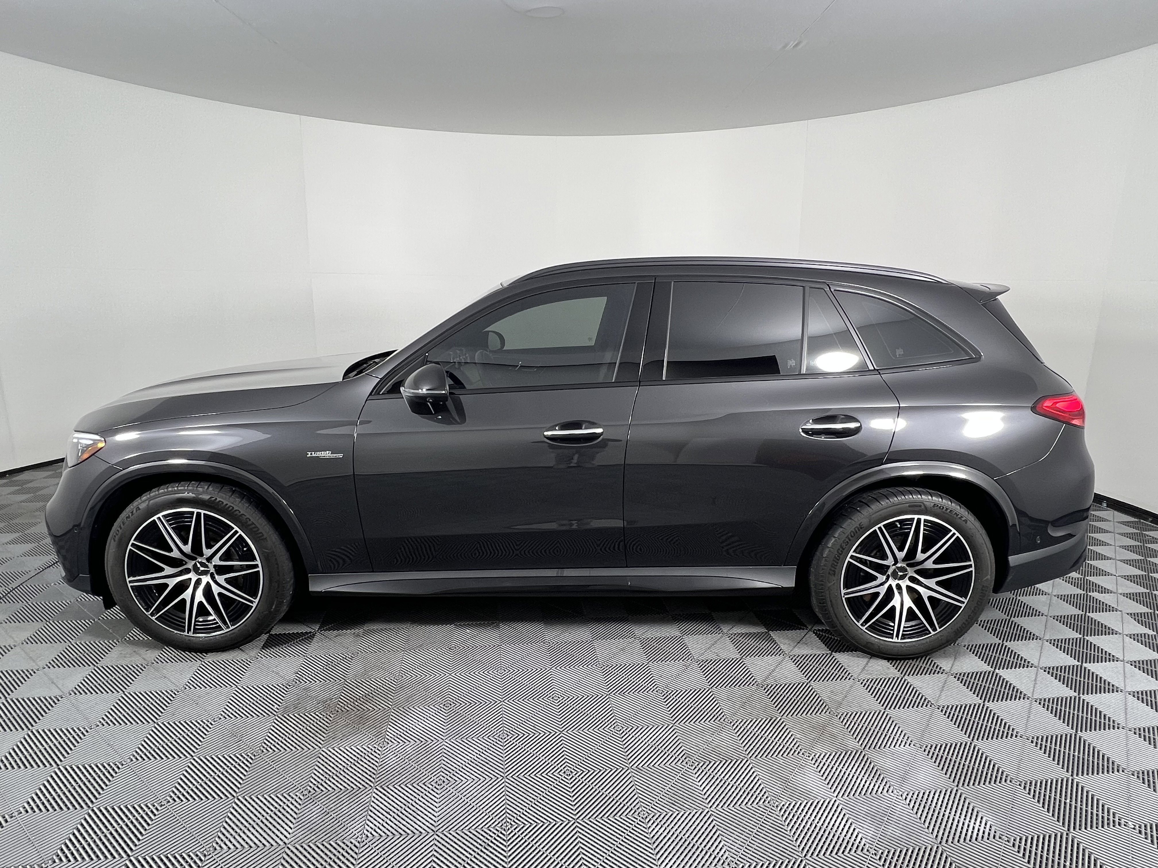 Certified 2024 Mercedes-Benz GLC 43 AMG 4MATIC image 9