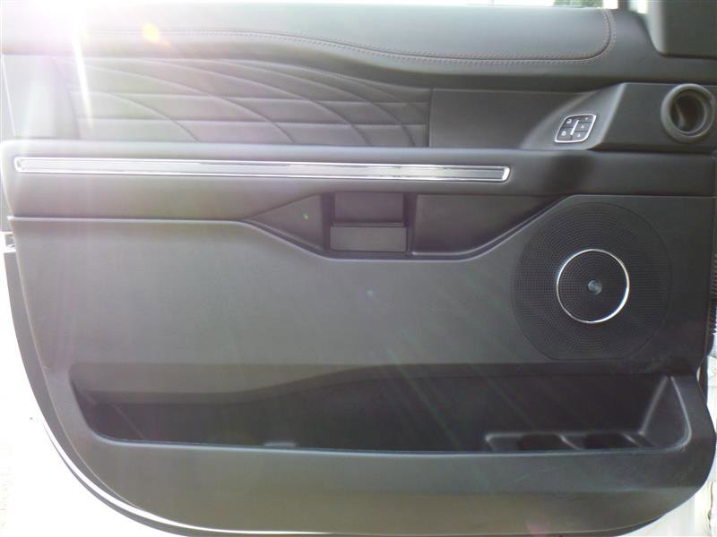 Used 2020 Ford Expedition Platinum AWD/4WD image 20