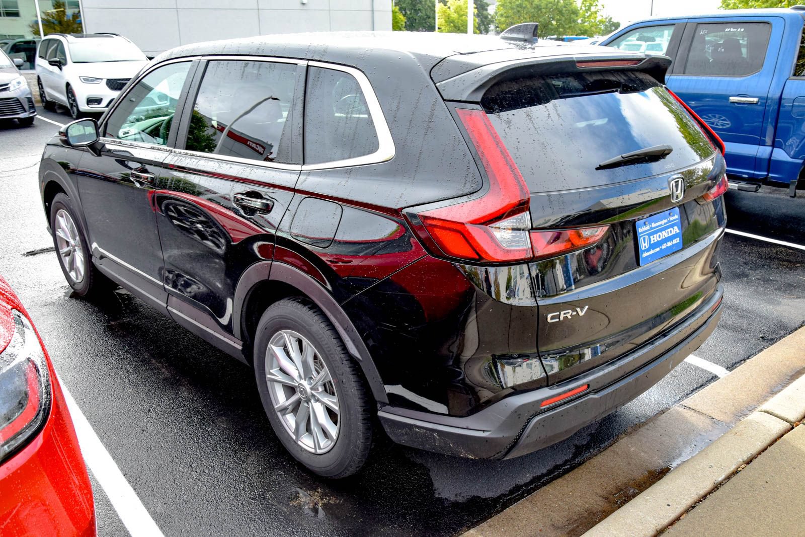 Used 2024 Honda CR-V EX image 7