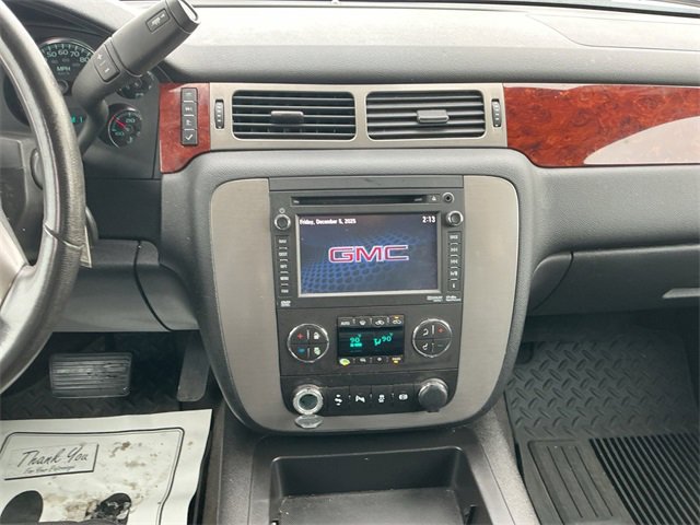 Used 2014 GMC Sierra 3500 SLT w/ SLT Convenience Package image 11