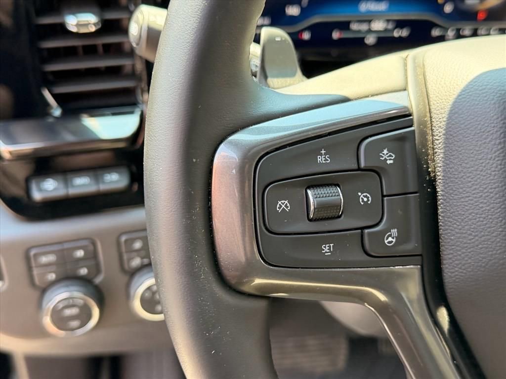 Used 2025 Chevrolet Silverado 1500 ZR2 w/ Technology Package AWD/4WD image 18