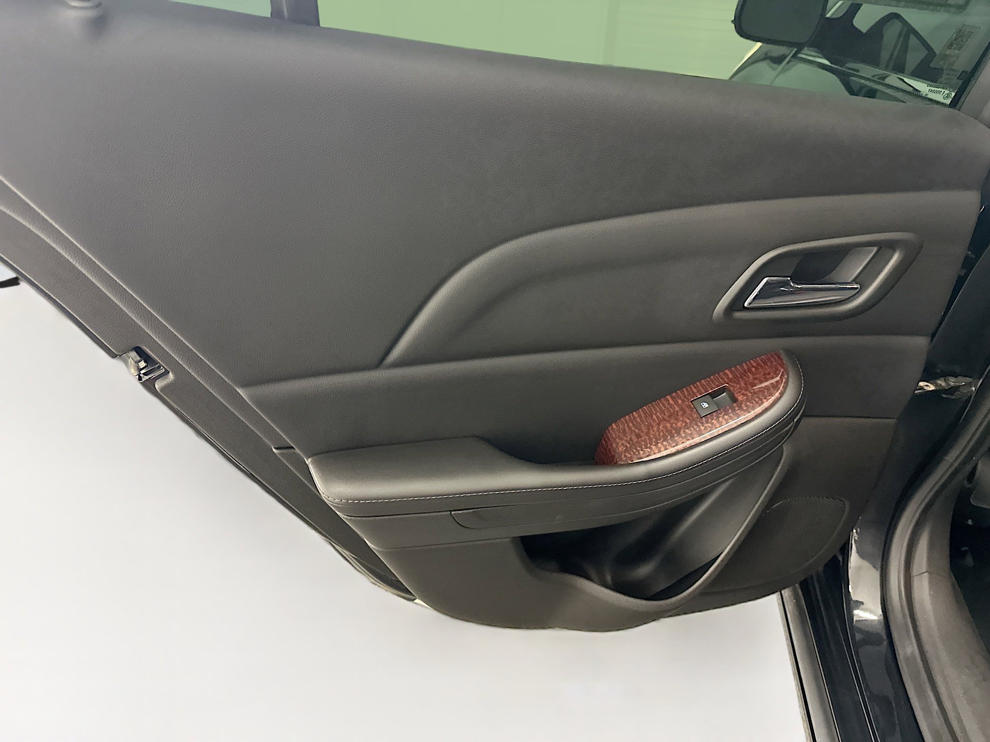 Used 2013 Chevrolet Malibu LT FWD image 27