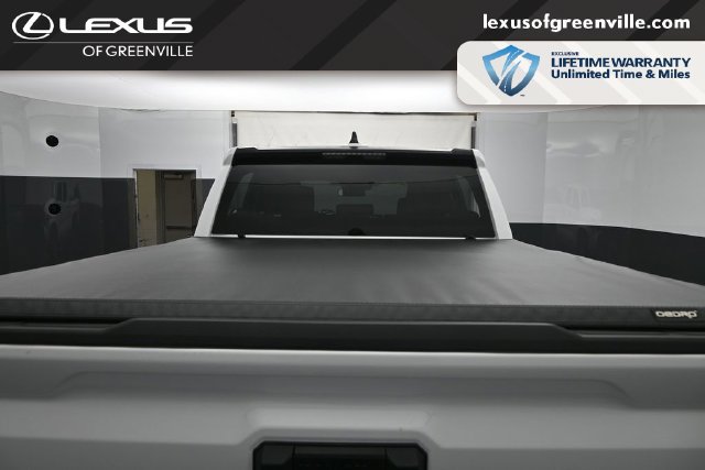 Used 2025 Toyota Tacoma SR AWD/4WD image 29