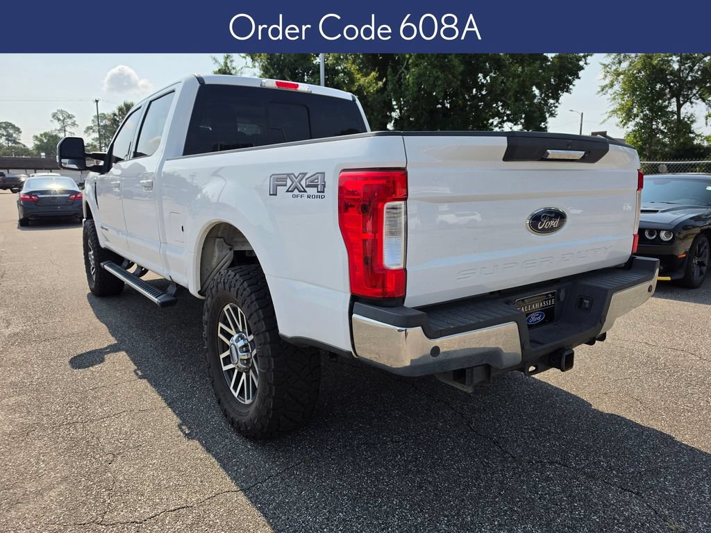 Used 2017 Ford F250 Lariat w/ Lariat Value Package AWD/4WD image 2