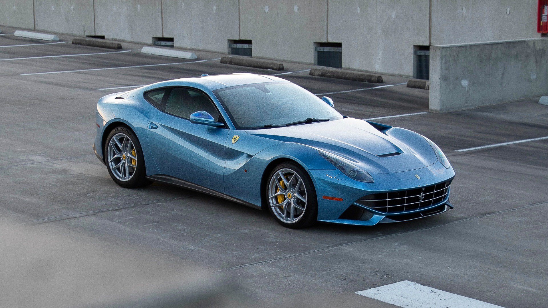 Used 2017 Ferrari F12 Berlinetta RWD image 60