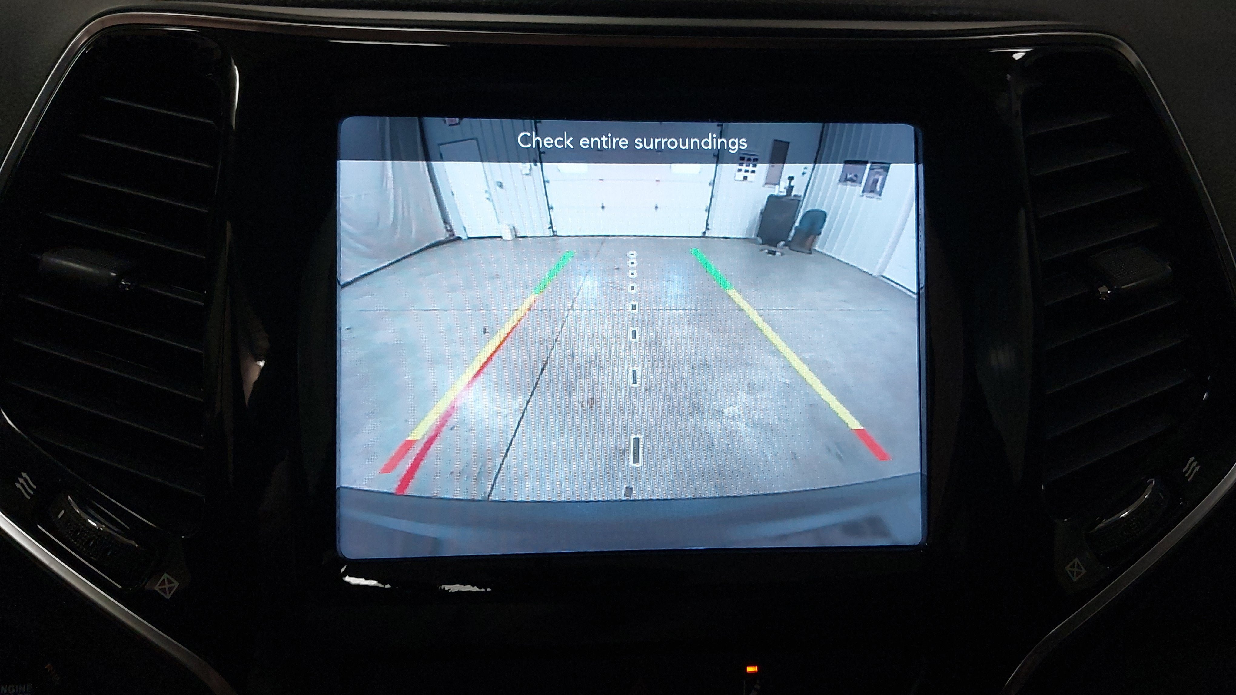 Used 2022 Jeep Cherokee Limited AWD/4WD image 36