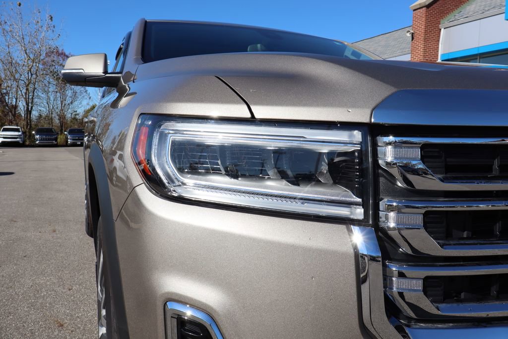 Used 2023 GMC Acadia SLE w/ Driver Convenience Package image 5