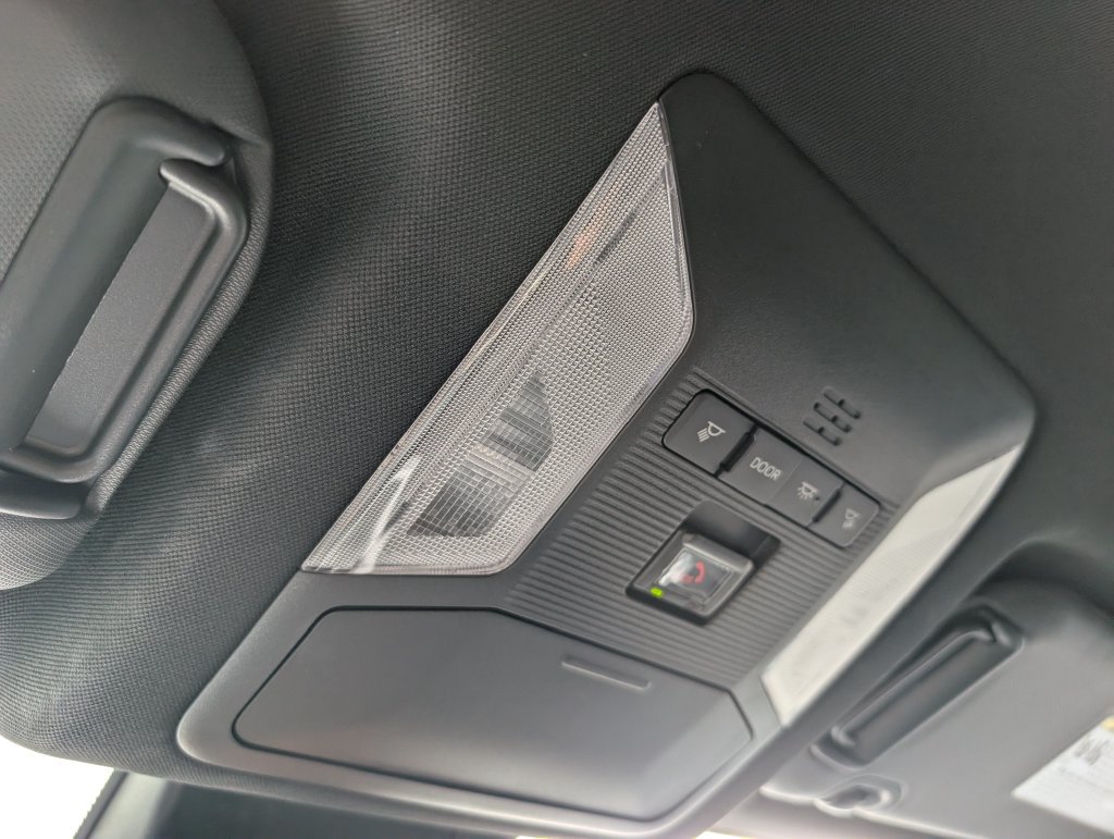 Used 2024 Toyota RAV4 SE AWD/4WD image 19