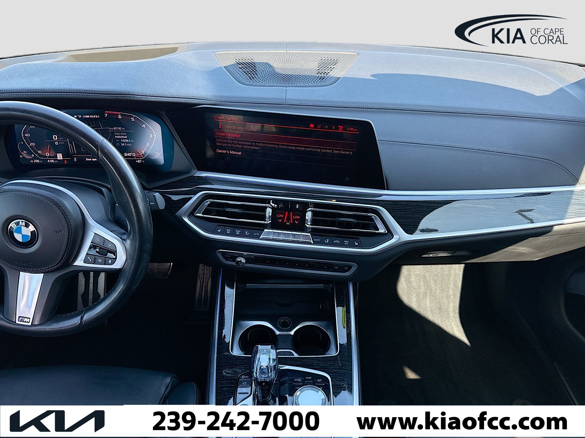 Used 2020 BMW X7 M50i w/ Executive Package image 19