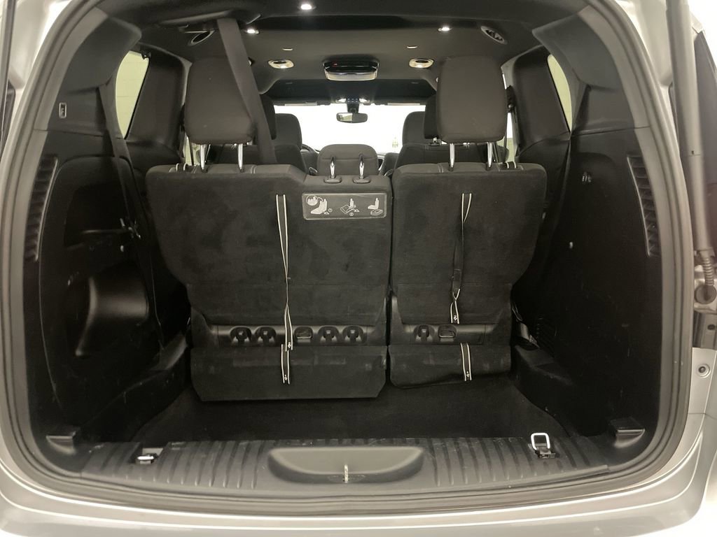 Used 2019 Chrysler Pacifica Touring Plus w/ S Appearance Package FWD image 18