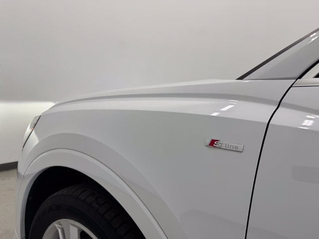 Used 2022 Audi Q3 2.0T Premium Plus w/ Premium Plus Package AWD/4WD image 37