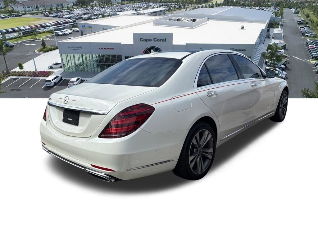 Used 2020 Mercedes-Benz S 560 Sedan image 4